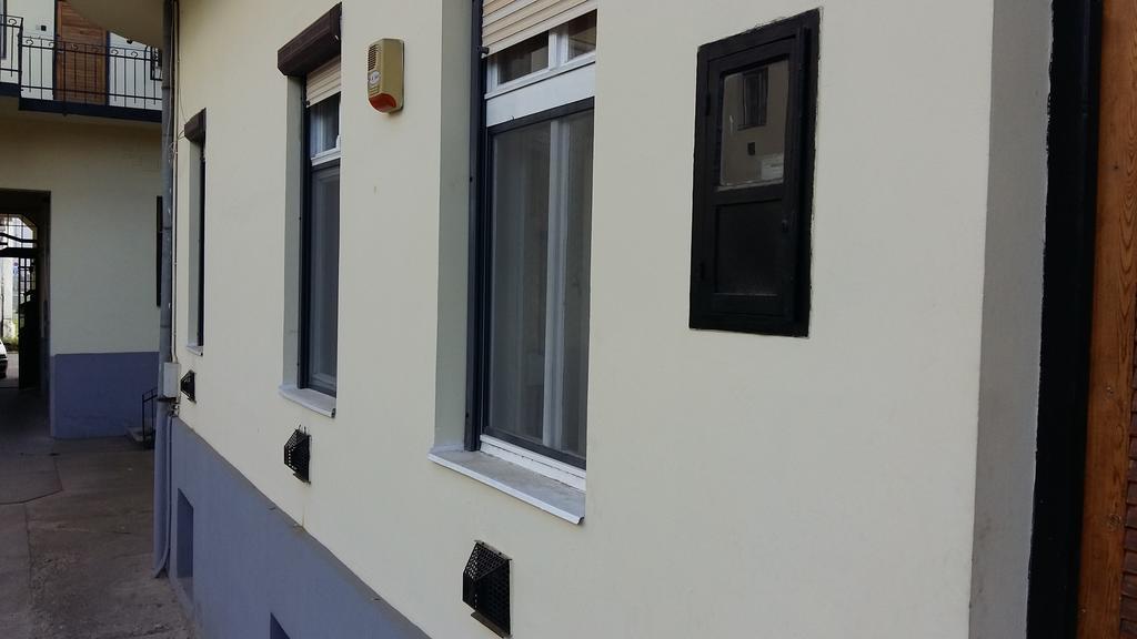 Civis Gold Apartman Debrecen Exterior foto